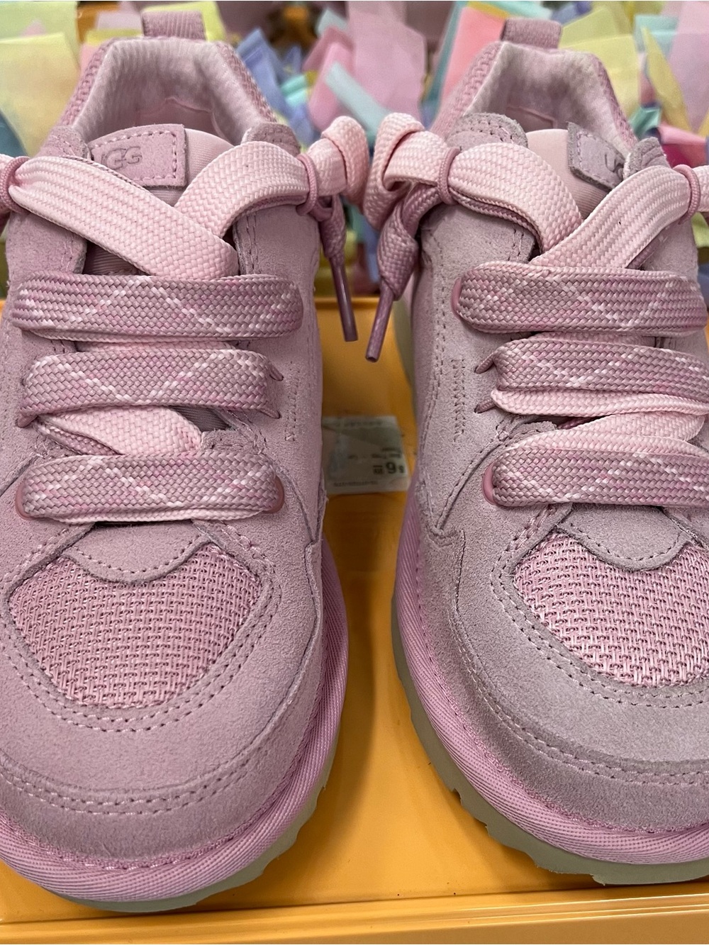 Ugg Women’s Sz 8 PINK Lowmel Sneakers - Picture 6 of 10